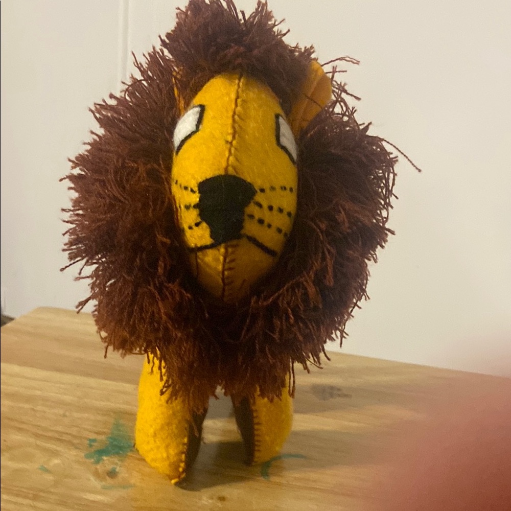 Kid’s Plush Lion Stuffed Animal